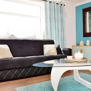 Sm Dreams Unlimited Serviced Accommodation- Stanwell-staines-heathrow Stanwell